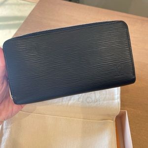 Louis Vuitton Epi Leather Wallet
